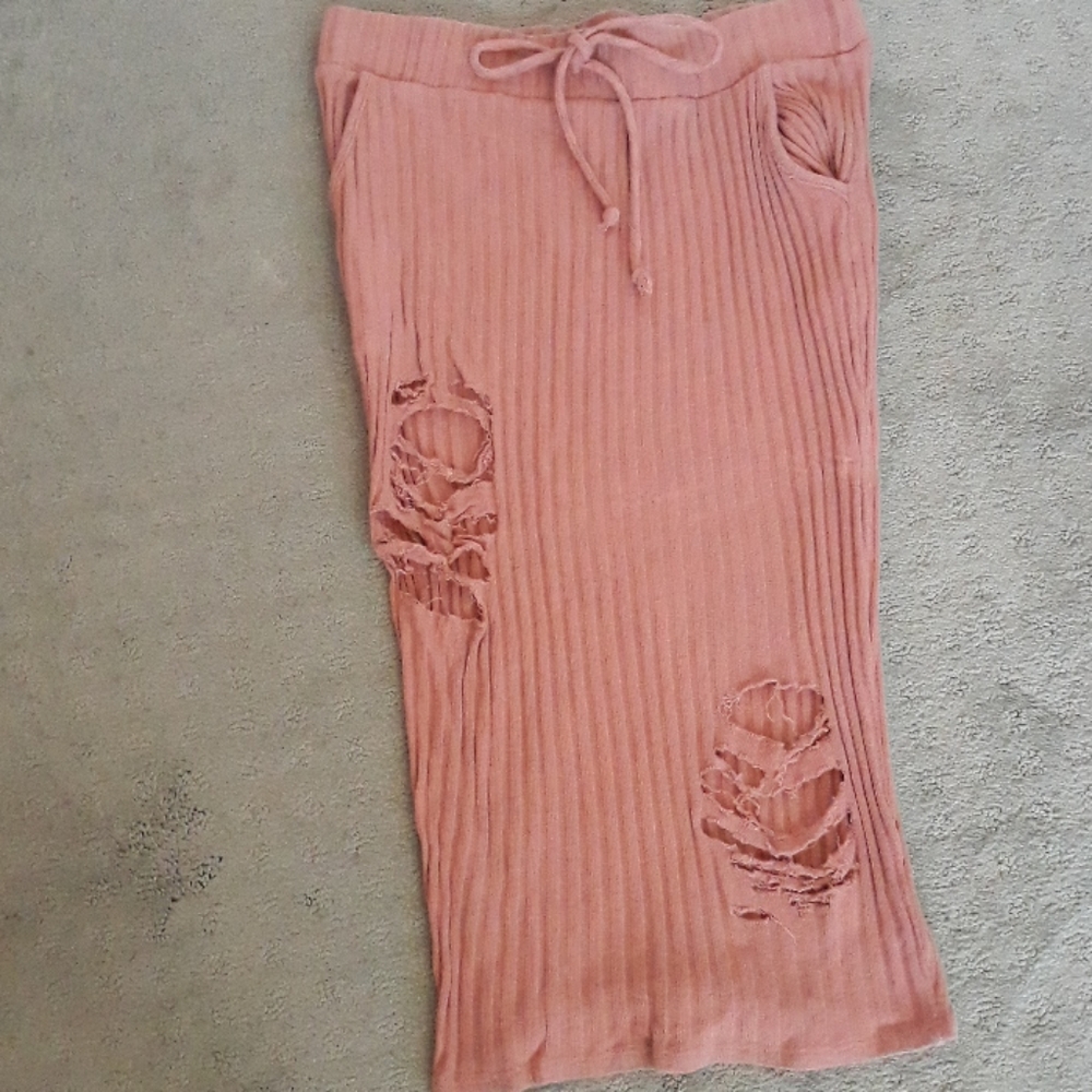 Coral knee length skirt